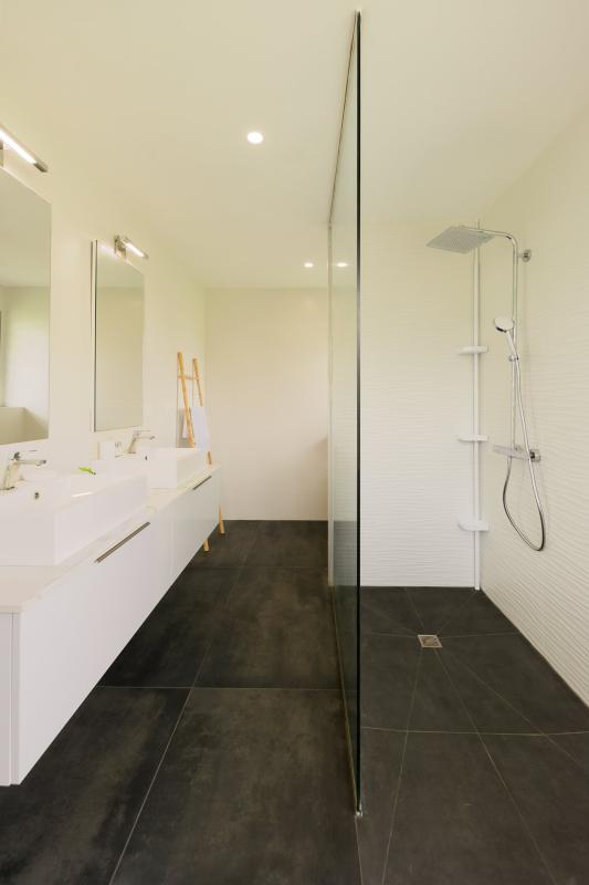 Location villa 4 chambres 8 couchages sdb 2